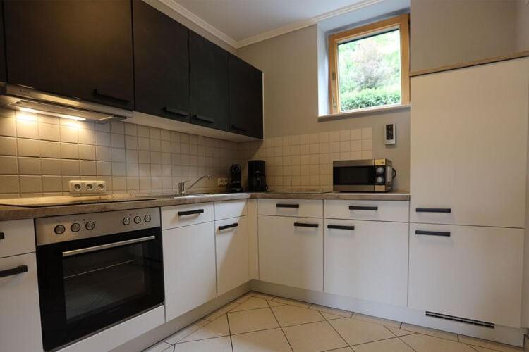 Holiday Flat With Idyllic Garden In Daun Exteriör bild